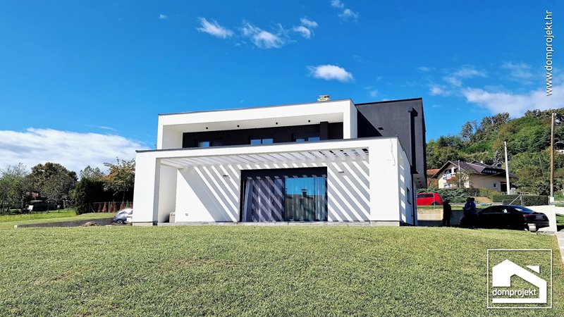 Modern prefab house in Hum Zabočki