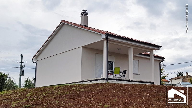 Modern prefab house in Karojba