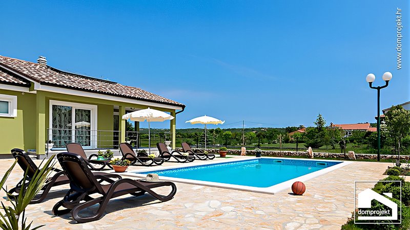 Contemporary prefab bungalow in Labin