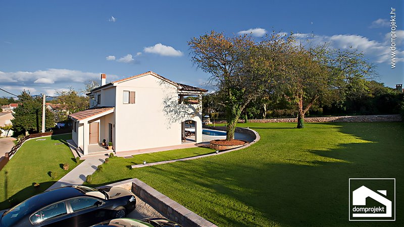 Modern two-storey prefab house in Labin