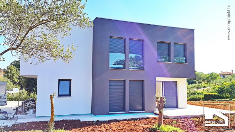 Modern prefab house in Štinjan