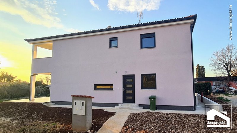 Modern prefab house in Umag