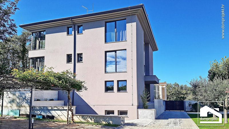 Modern two-storey prefab house in Umag
