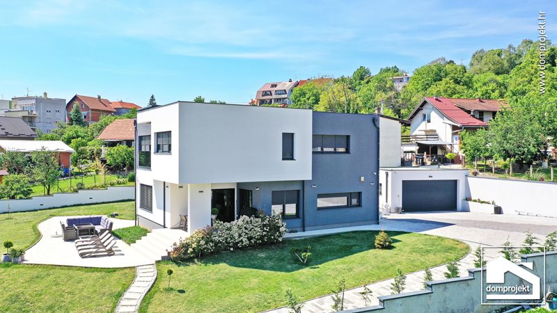 Modern prefab house in Zagreb