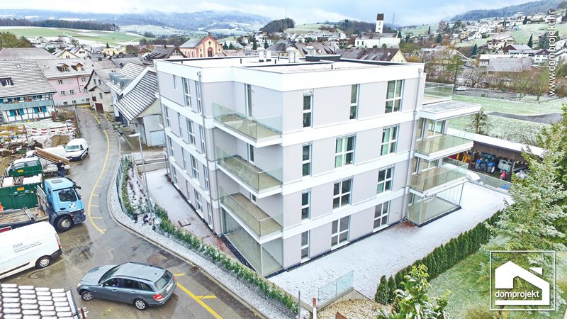 Energy-efficient prefab apartment building in Lengnau