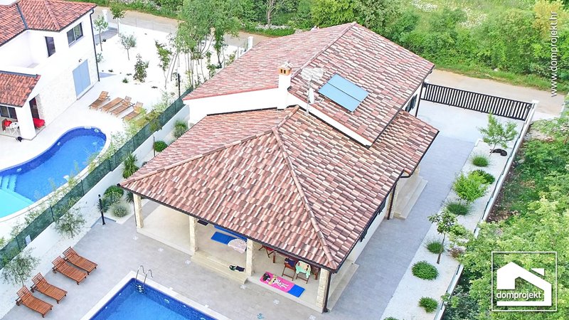 Modern prefab bungalow in Belavići