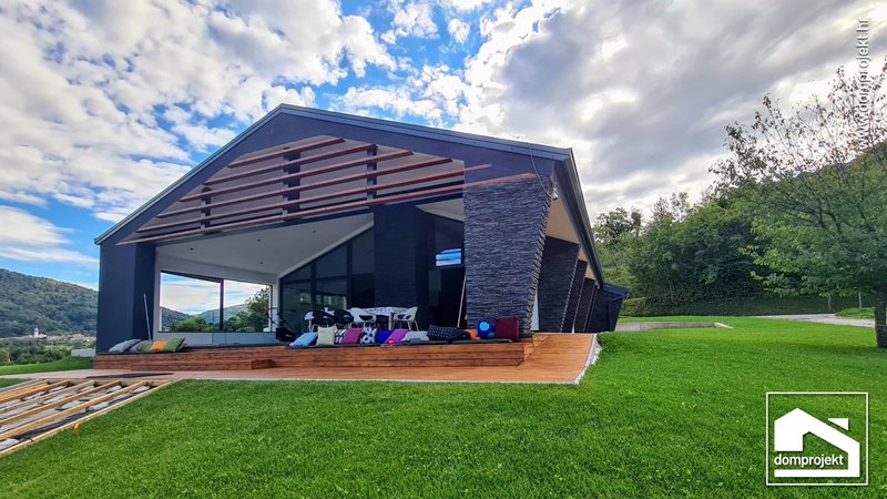 Energy-efficient prefab bungalow in Bodrež