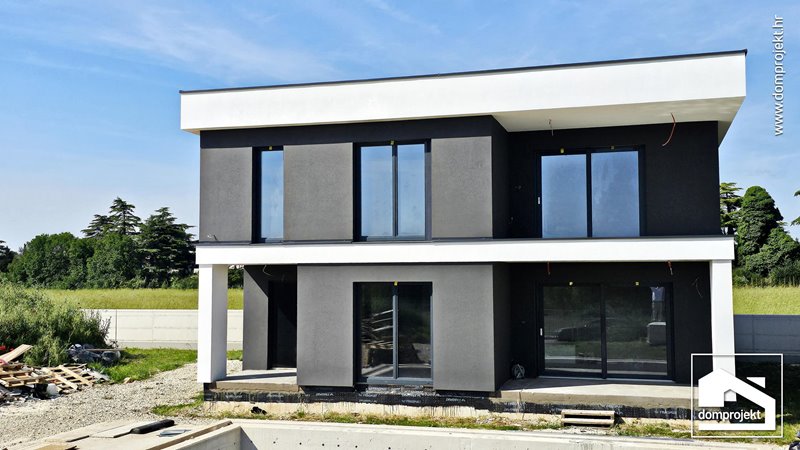 Modern two-storey prefab house in Pula