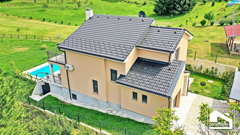 Contemporary prefab house in Samobor