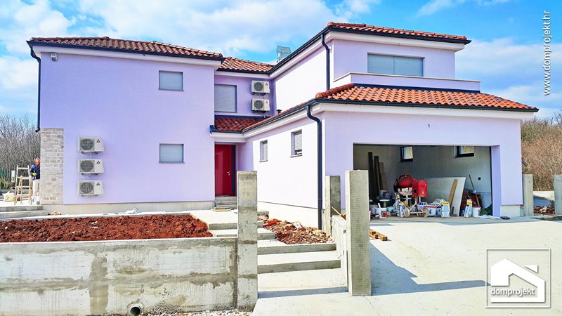 Modern prefab house with pool in Belavići