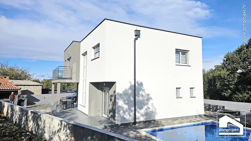 Modern prefab house in Bilice