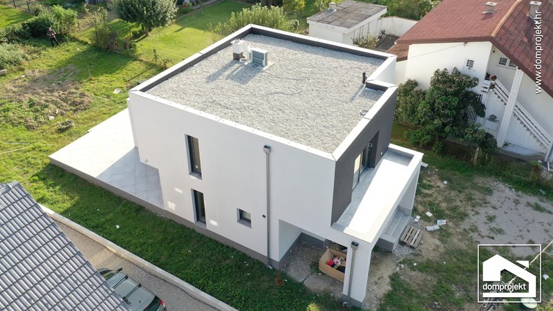 High-quality two-storey prefab house in Ivanić-Grad