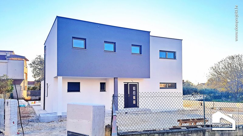Contemporary two-storey prefab house in Medulin