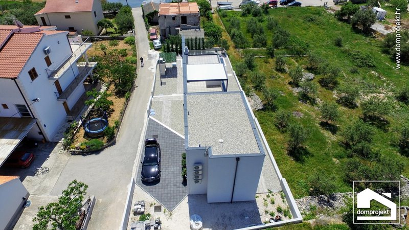 Contemporary prefab house with pool in Seget Vranjica