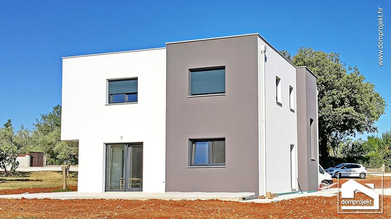 Energy-efficient two-storey prefab house in Štinjan