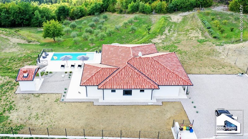 Energy-efficient prefab bungalow in Hum
