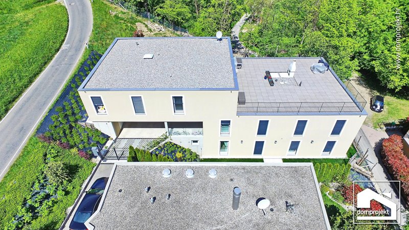 High-quality prefab house in Mendrisio