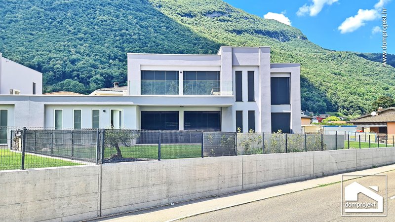 Modern two-storey prefab house in Riva San Vitale