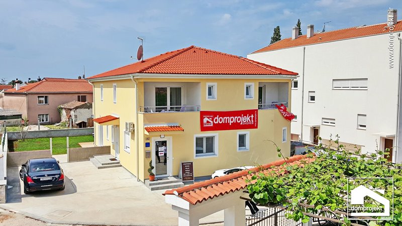 Opis prve slike